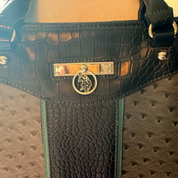 US Polo Assn Gray And Black Reptile Pattern Vinyl Shoulder Tote With Crest - Picture 5 of 15
